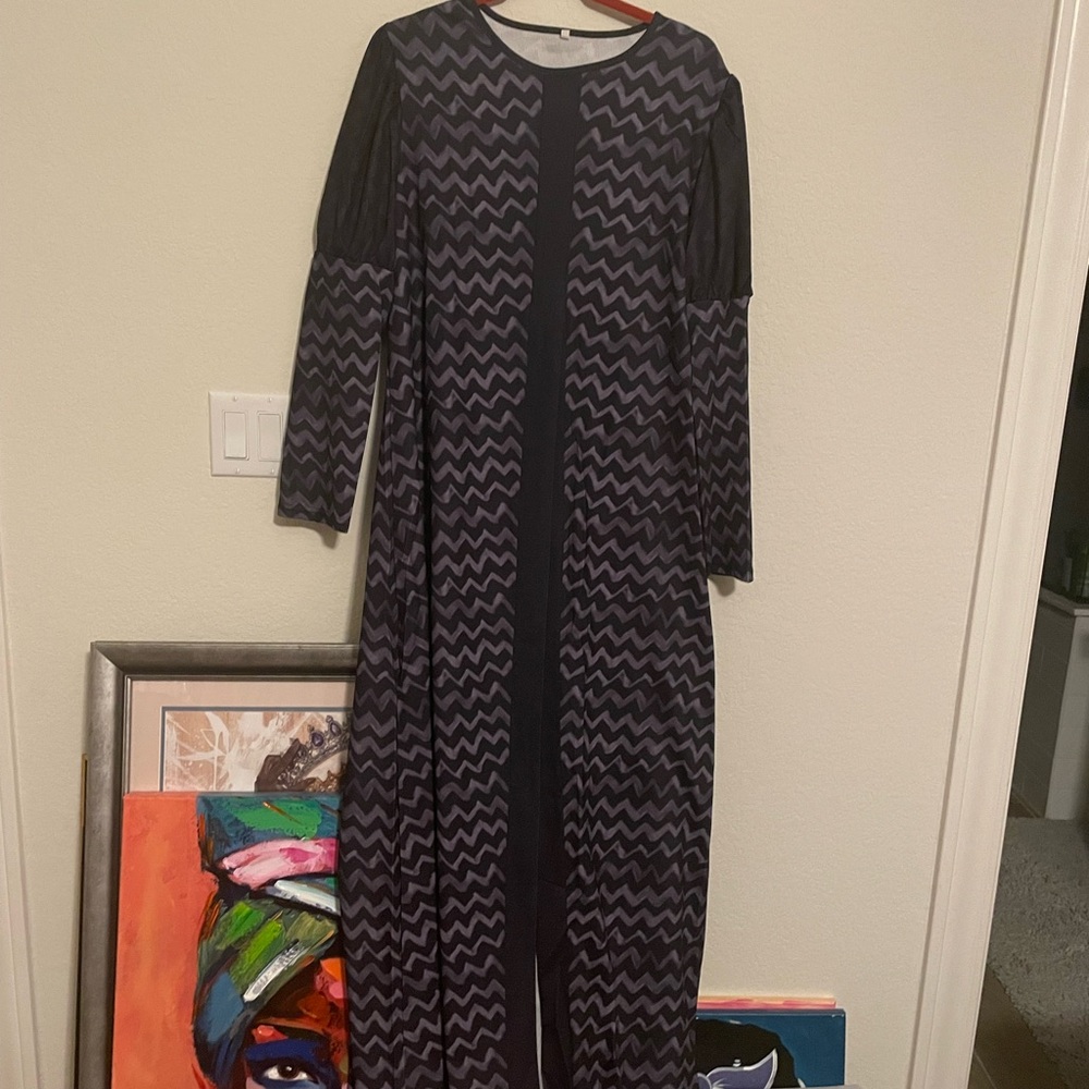Top poly blend with puff sleeves